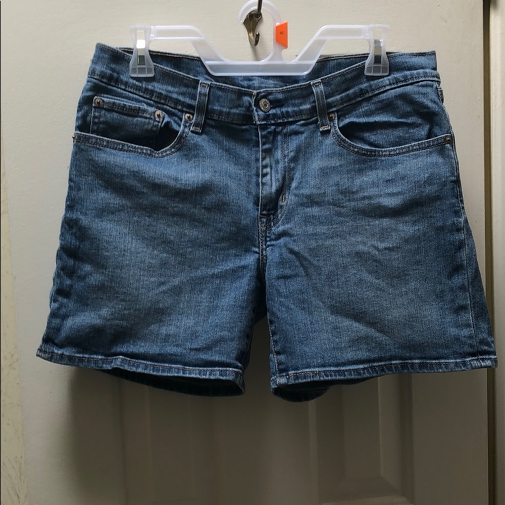 Levi Strauss Jean shorts, 31, EUC